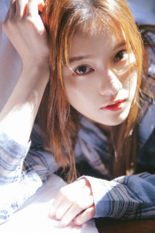 卢正雨老婆